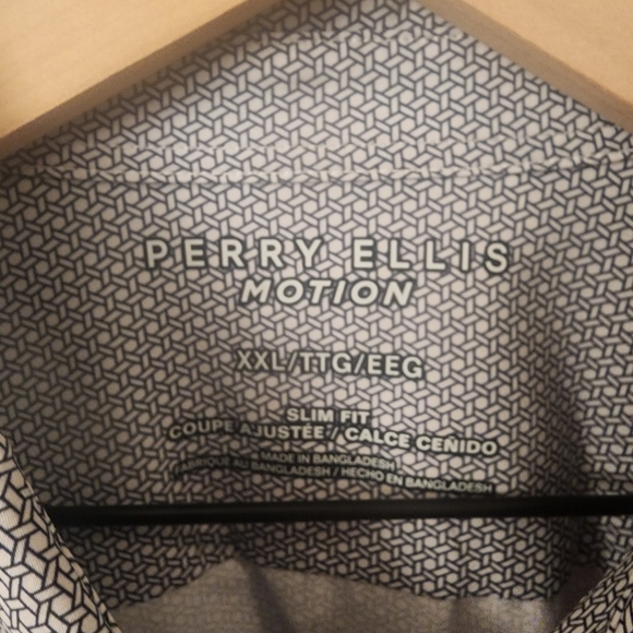 Perry Ellis Motion Slim Fit Geometric Button Down Shirt Mens XXL - Picture 4 of 8